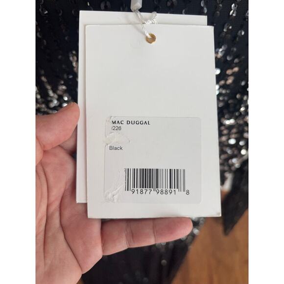 B69 Mac Duggal Long Gown Womens 6 Sequined Glam Formal  Modest Elegant Sparkly - Picture 9 of 10